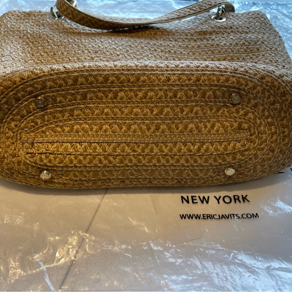 Eric Javits Squishee Clip II Bag - Picture 8 of 11